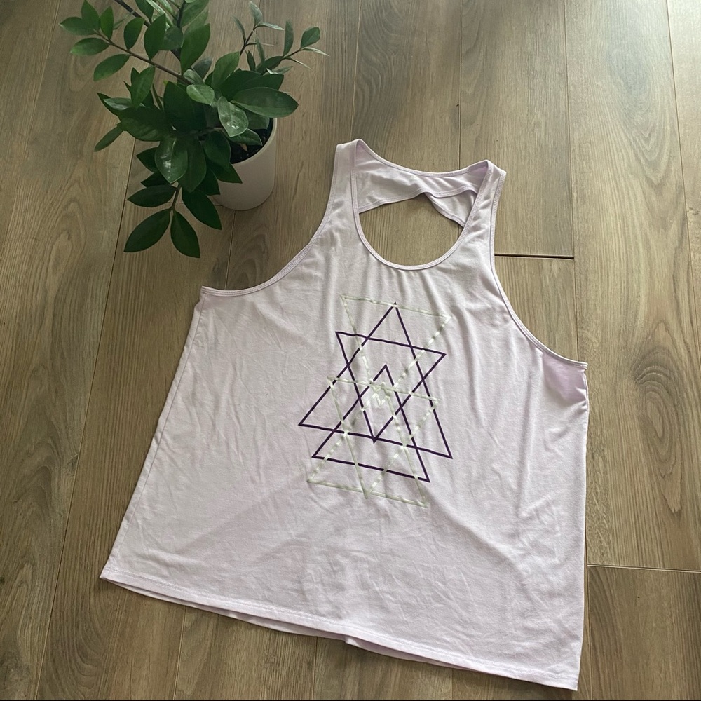 HYBA Open Back Pink Graphic Tank Top